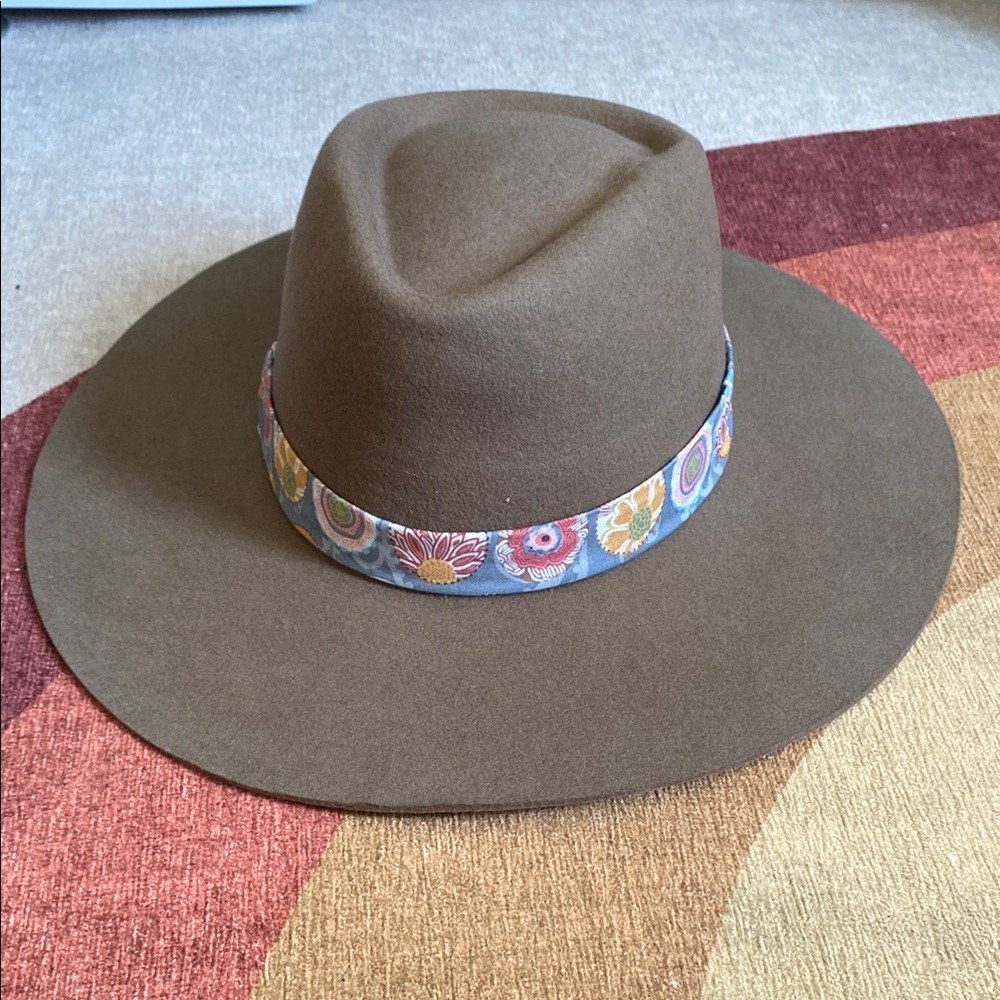 GIGI PIP Tan Wide Brim Hat with Embroidered Band